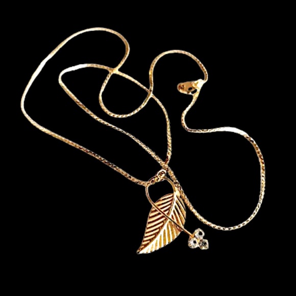 Vintage Delicate Short Gold Plated Leaf & Vine With Rhinestones Necklace 18" - Picture 4 of 8